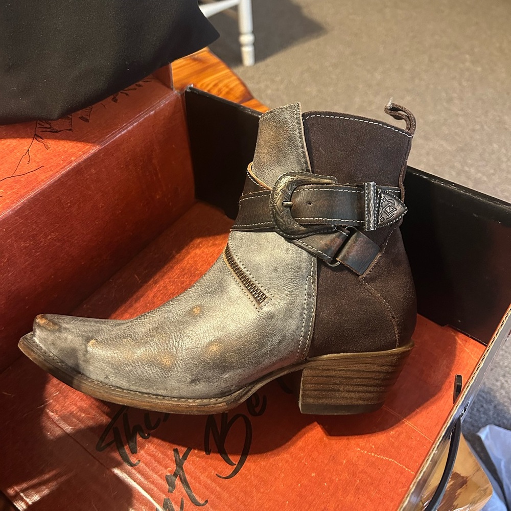Freebird WhipTwo-Tone Leather Ankle Boots
